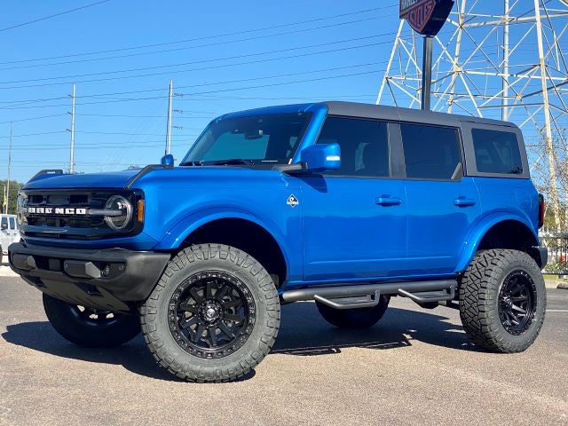 2022 Bronco Outer Banks V6 Hardtop with 4” Fabtech lift and 35” Tires